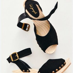 Free People Pasadena  Black suede Sandals size 41
